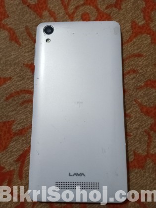 Lava Iris 810